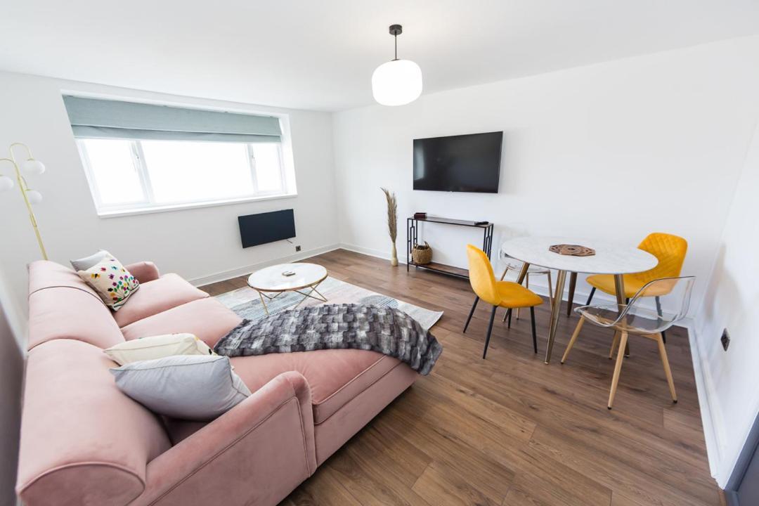 Coastline Villas - Heart Of Redcar 1 & 2 Bed New Apartments, Ideal For Contractors And Holidayers Экстерьер фото