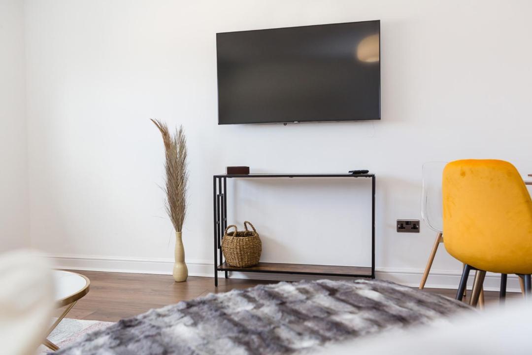 Coastline Villas - Heart Of Redcar 1 & 2 Bed New Apartments, Ideal For Contractors And Holidayers Номер фото